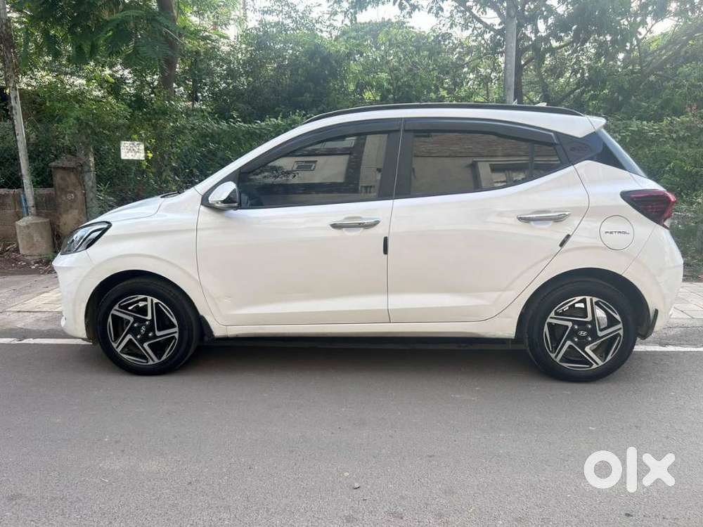 Hyundai Grand I10 Nios Sportz Dual Tone, 2023, Cng & Hybrids