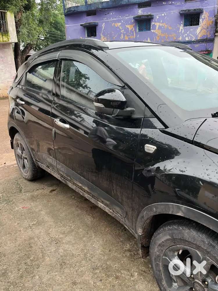 Tata Nexon Dark Diesel 2023