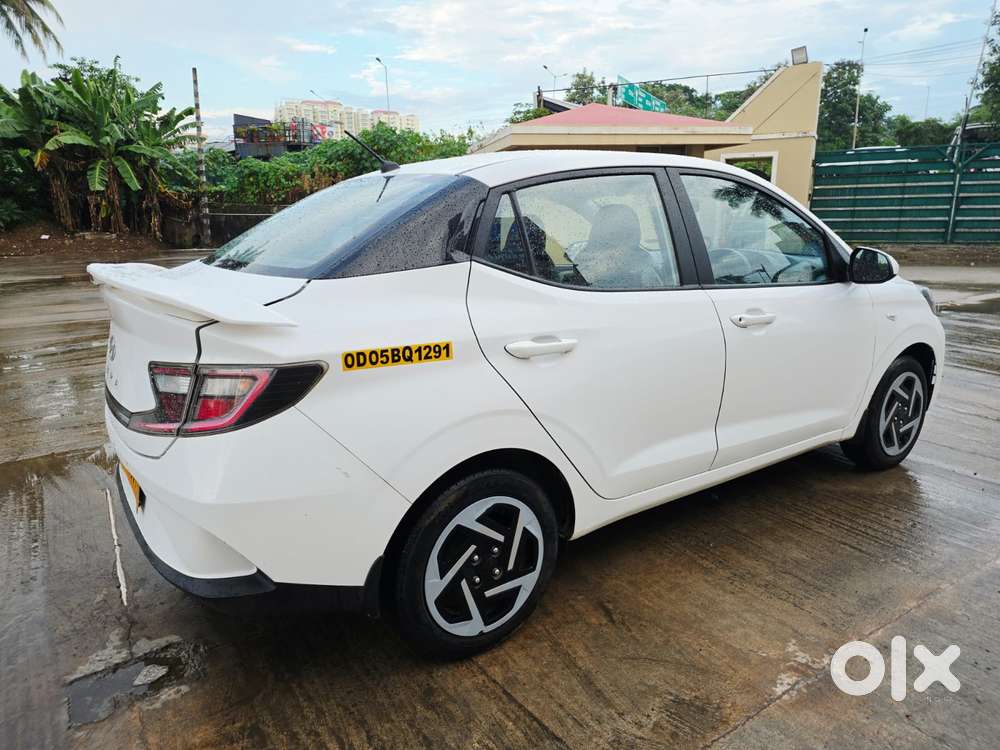 Hyundai Aura 1.0 Sx Plus Petrol, 2024, Cng & Hybrids