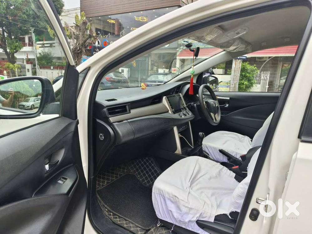 Toyota Innova Crysta 2.4 G Mt, 2021, Diesel
