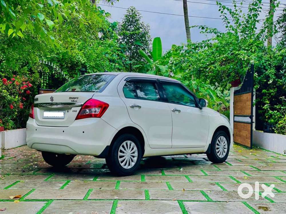 Maruti Suzuki Dzire 1.2 Vxi, 2016, Petrol