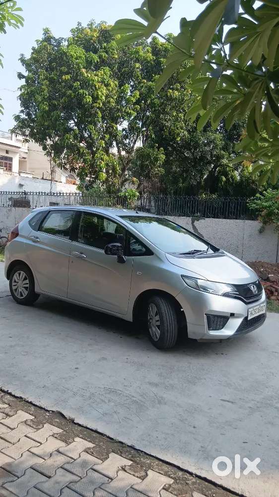 Honda Jazz Petrol Mt 2015