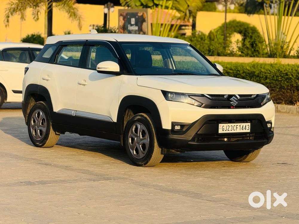 Maruti Suzuki Brezza 1.5 Vxi Cng, 2023, Cng & Hybrids