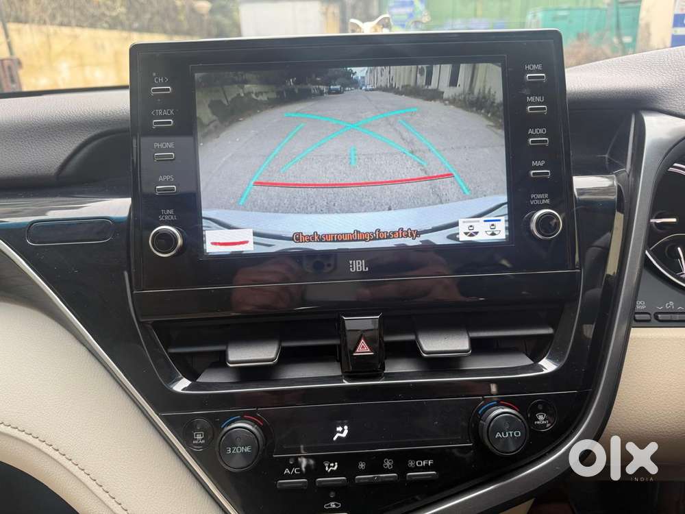 Toyota Camry Hybrid, 2023, Petrol