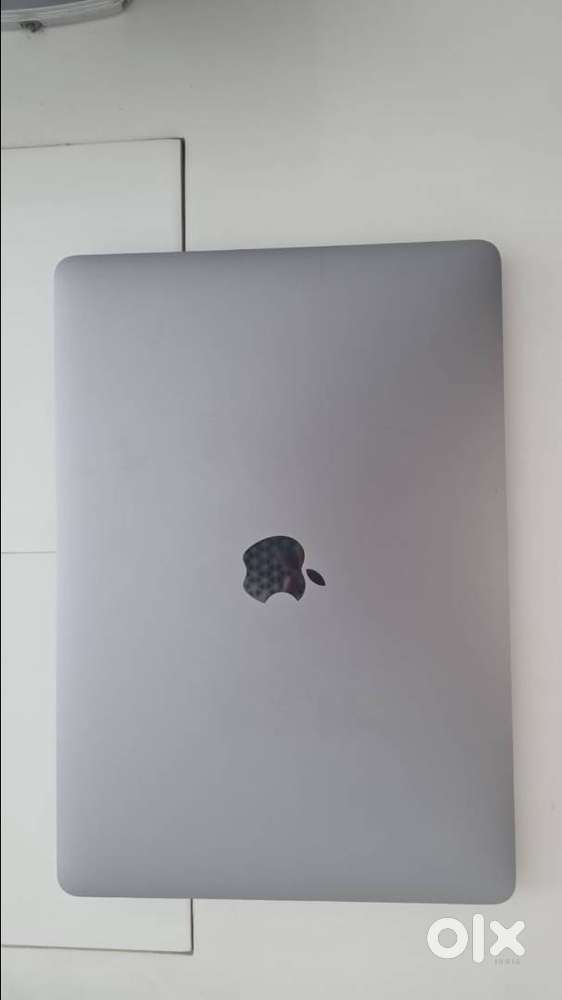 MACBOOK AIR M1