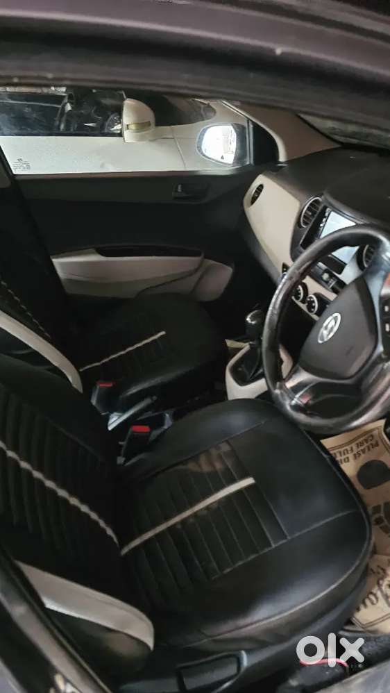 Hyundai Grand I10 2017 Diesel 125000 Km Driven
