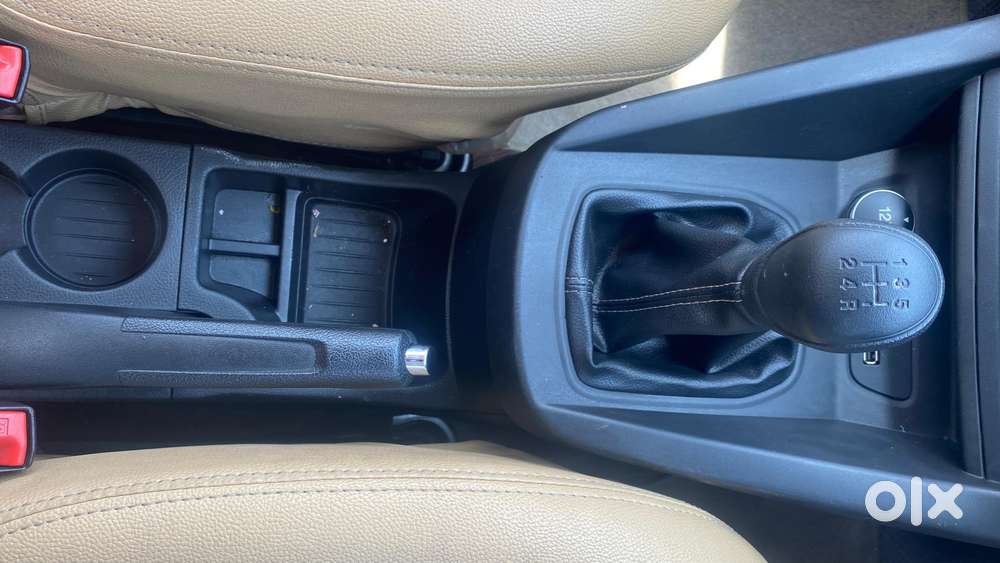 Ford Figo Aspire Titanium, 2021, Petrol