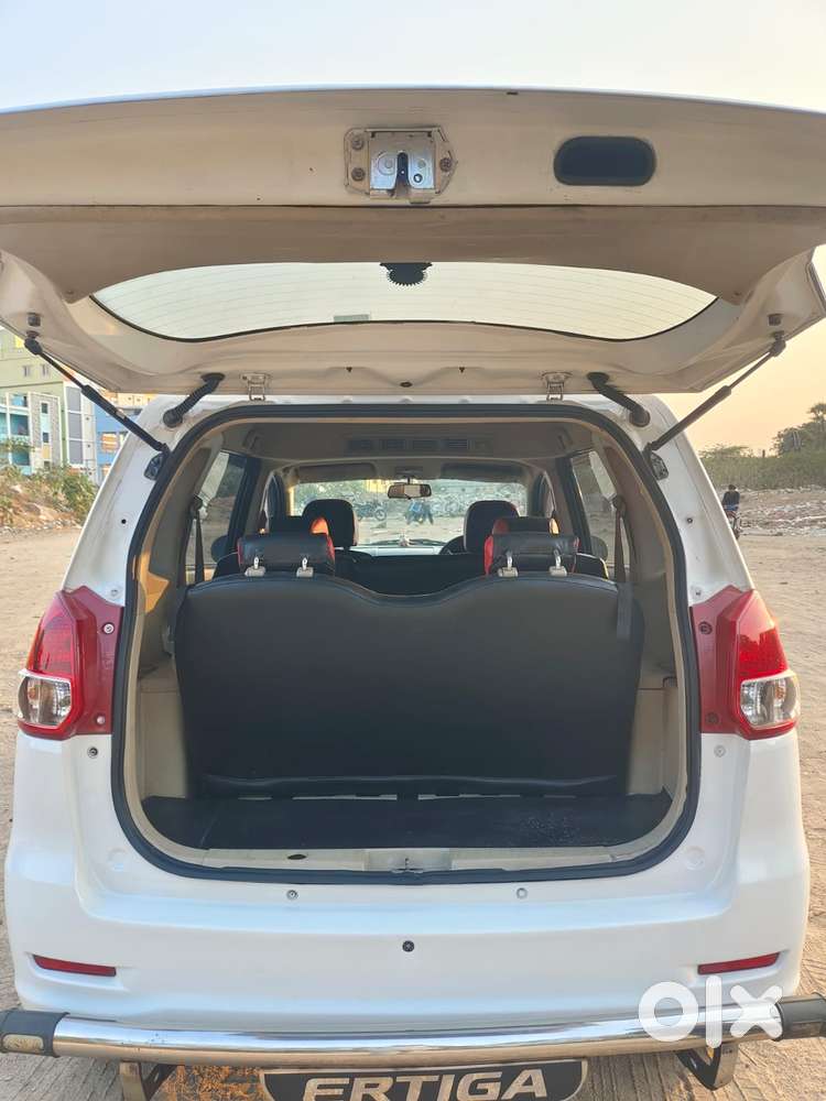 Maruti Suzuki Ertiga 2012-2015 Vdi, 2012, Diesel