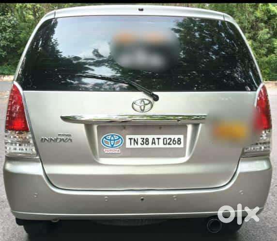 Toyota Innova 2004-2011 2.5 V Diesel 8-seater, 2008, Diesel
