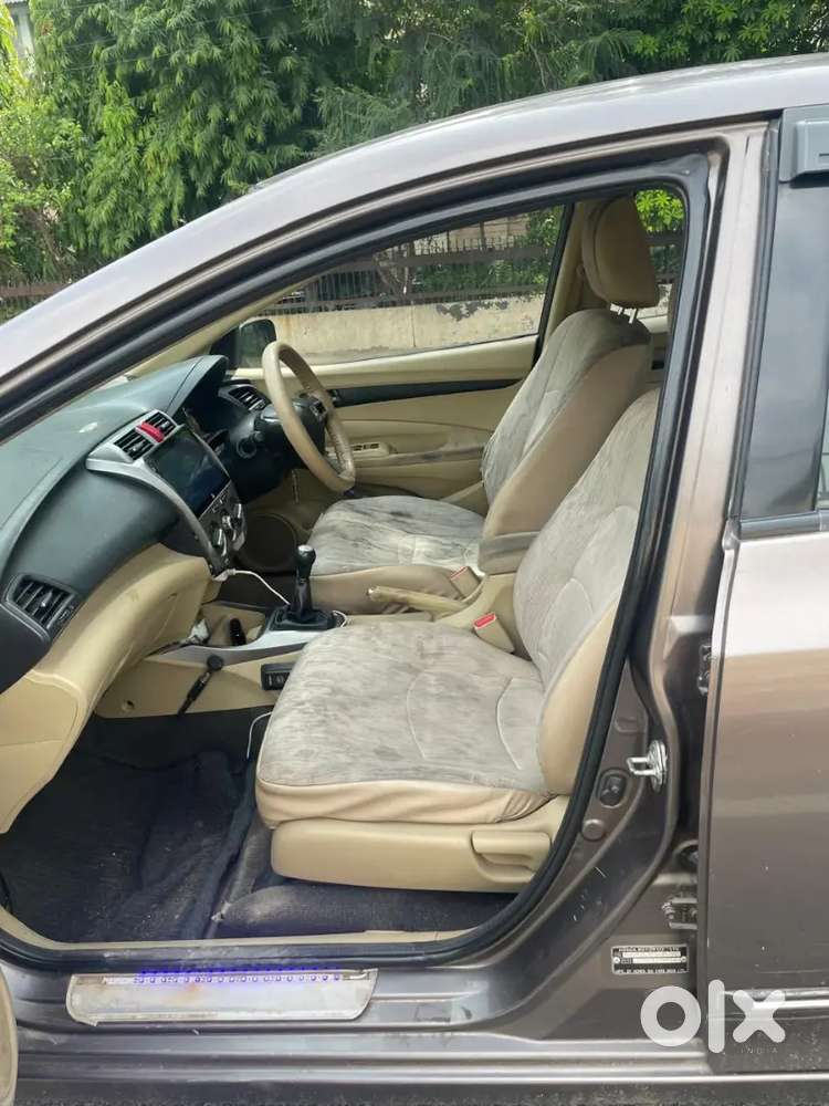 Honda City Petrol Mt 2012 Variant