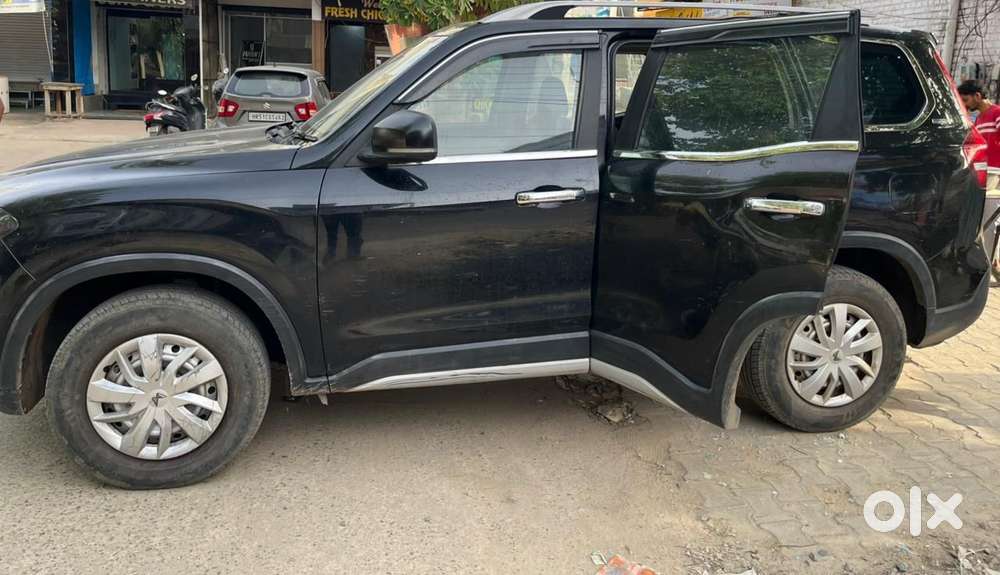 Mahindra Scorpio N Z2 Diesel Mt 7 Str (e), 2024, Diesel