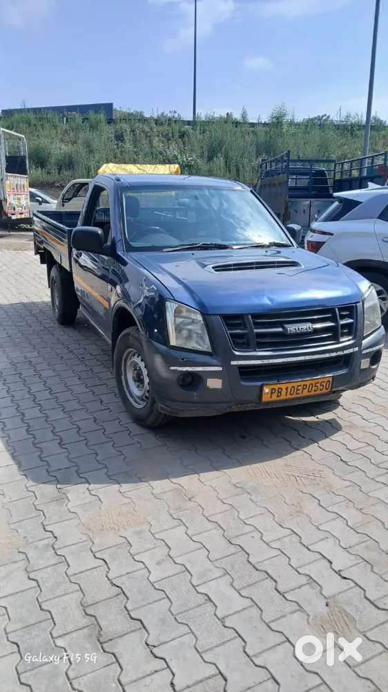 Isuzu D-max 2015 Diesel Manual