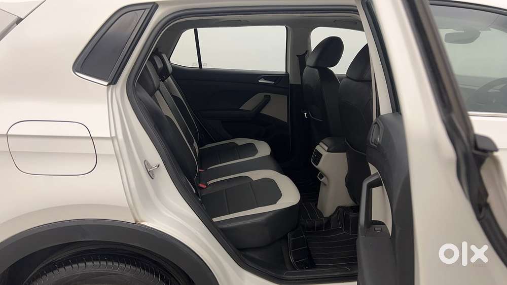 Volkswagen Taigun Topline 1.0 Tsi At (electric Seats), 2021, Petrol