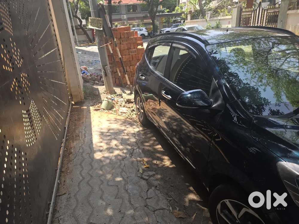 Grand I 10 Cng + Petrol