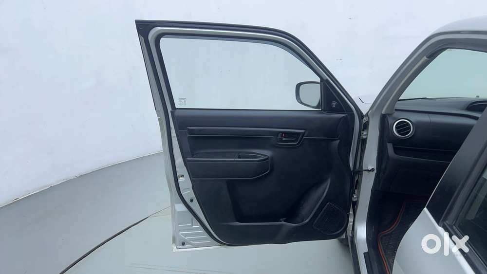 Maruti Suzuki S-presso Vxi Plus Amt, 2022, Petrol