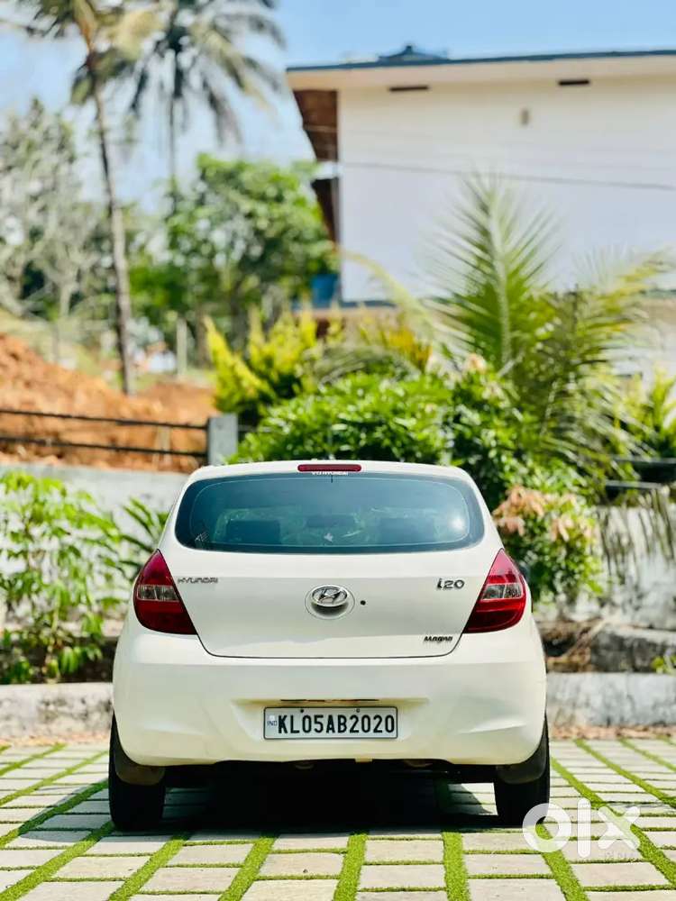 Neet And Clean I20 Petrol 2010 Model