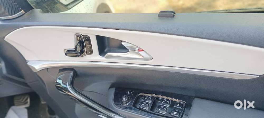 Mahindra Xuv 7xo Ax7 Diesel At, 2022, Diesel