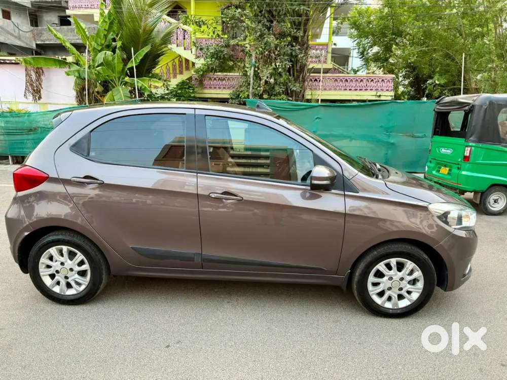 Tata Tiago Petrol Automatic 2018