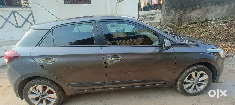 Hyundai I20 2015 Cng & Hybrids 90000 Km Driven