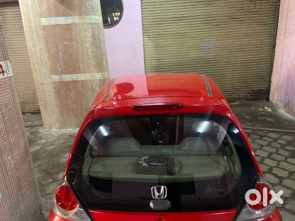 Honda Brio 2012 Petrol Well Maintained