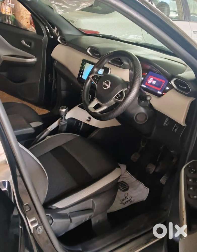 Nissan Magnite 1.0 Xv, 2024, Petrol