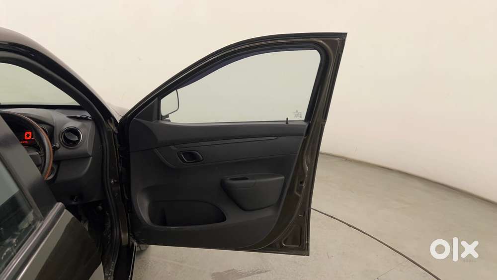 Renault Kwid 1.0 Rxt, 2016, Petrol