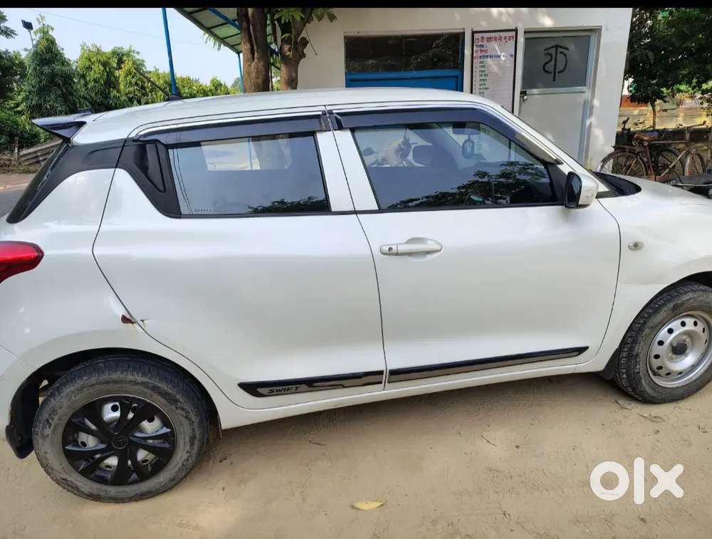 Maruti Suzuki Swift 2024 Petrol Well Maintained