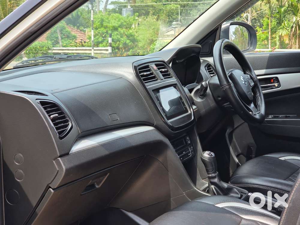 Maruti Suzuki Brezza 1.5 Zxi Smart Hybrid, 2021, Petrol