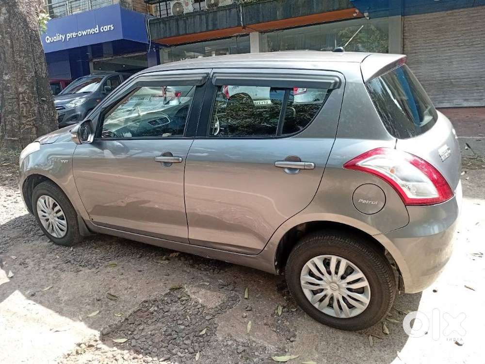 Maruti Suzuki Swift Vxi, 2016, Petrol