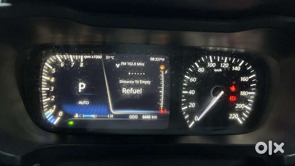 Tata Altroz 1.2 Xza Plus Dark Edition Dct, 2023, Petrol