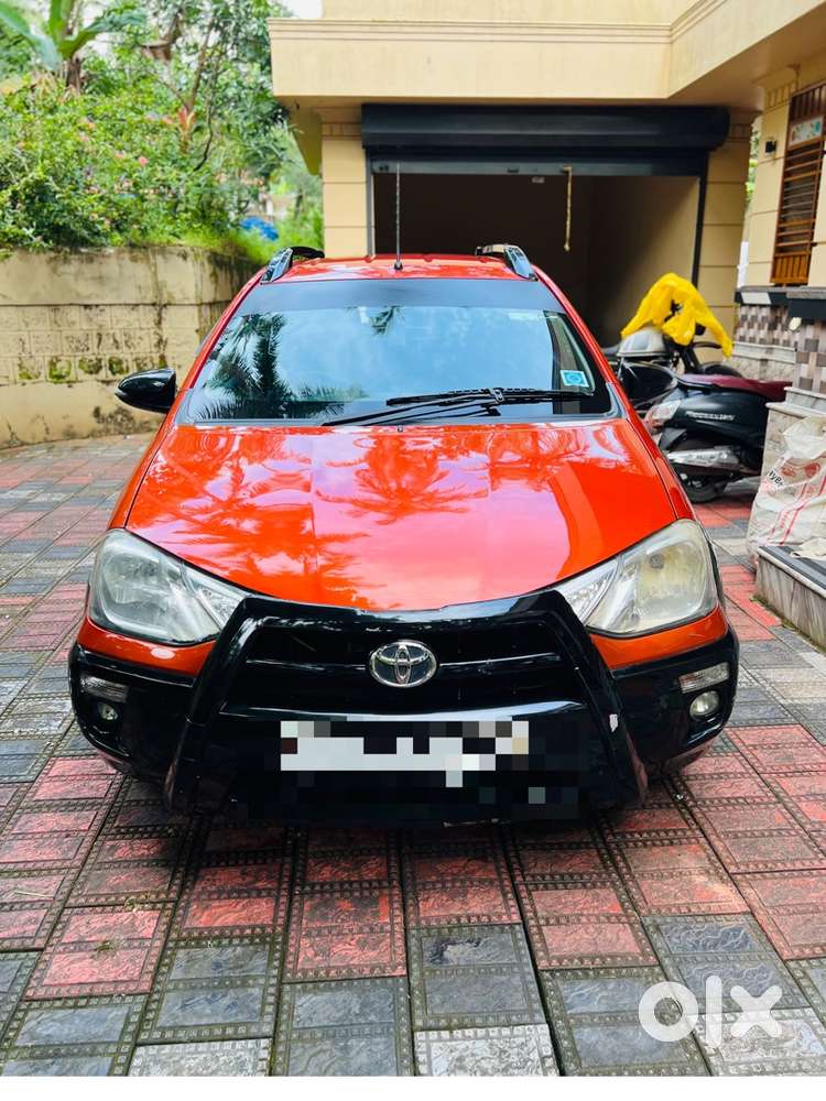 Toyota Etios Cross 2014 Year