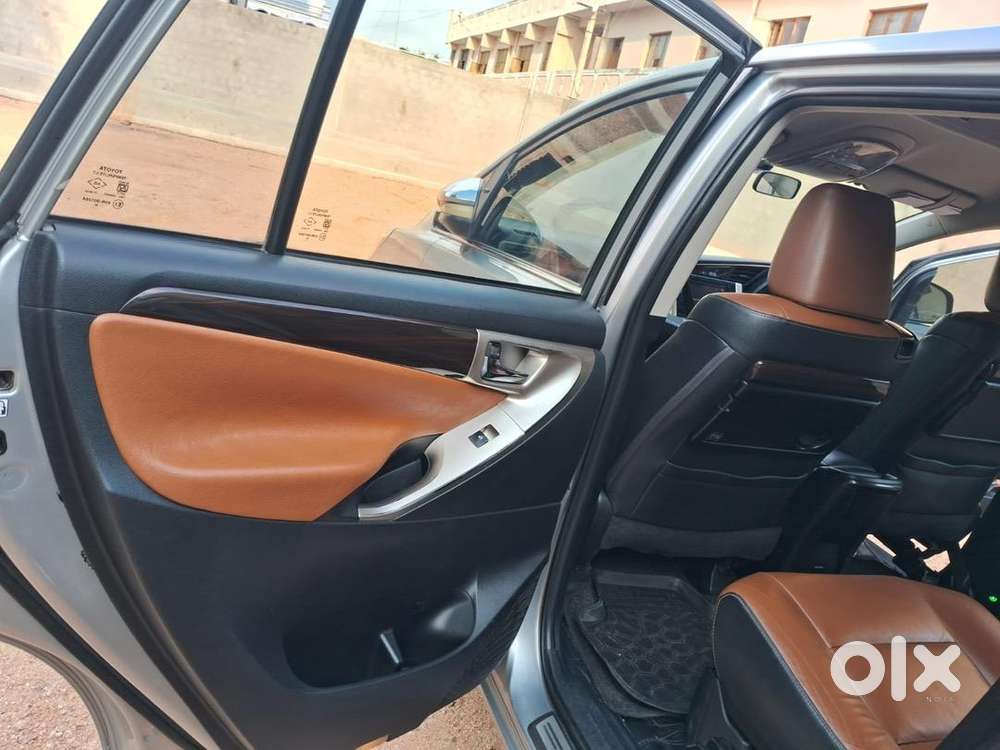 Toyota Innova Crysta 2.8z Automatic 2018 Diesel Automatic 1st Owner