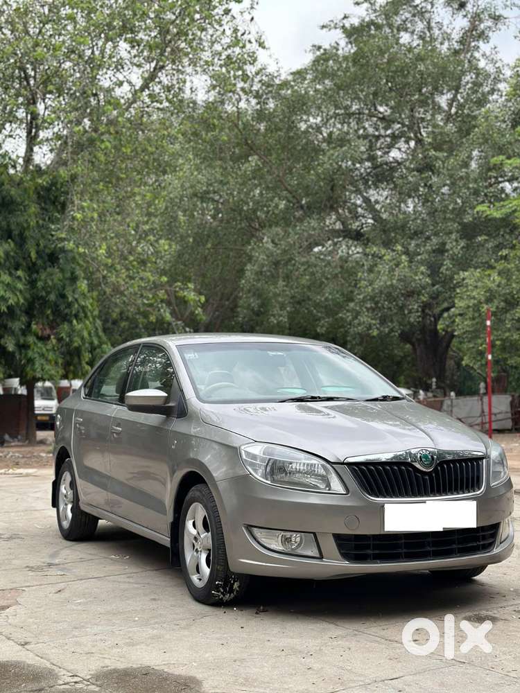 Skoda Rapid Elegance Mpi, 2014, Petrol