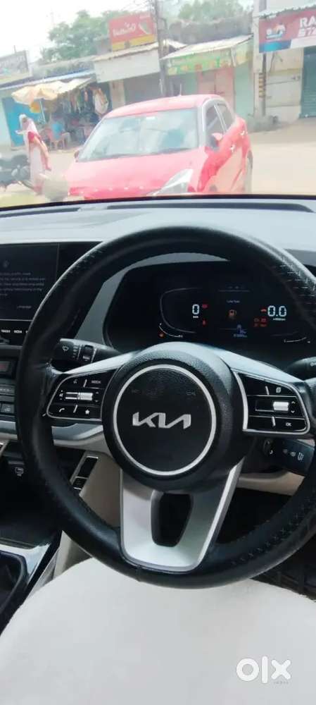 Kia Carens 2023 Petrol