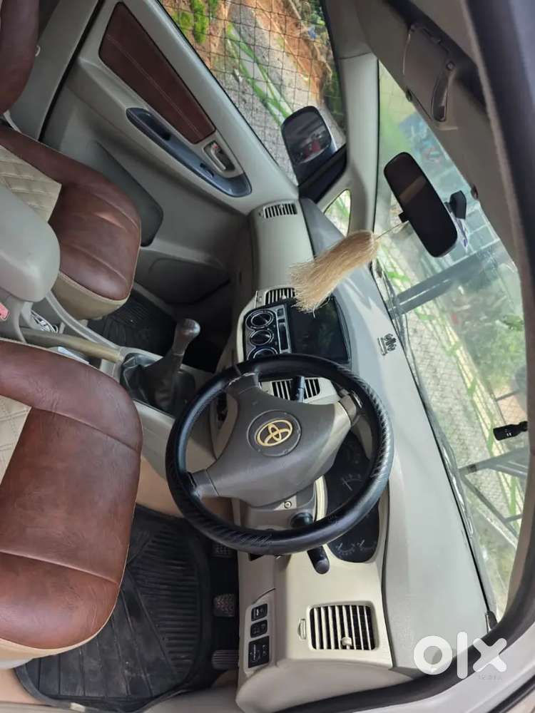 Toyota Innova 2010 Diesel 340000 Km Driven