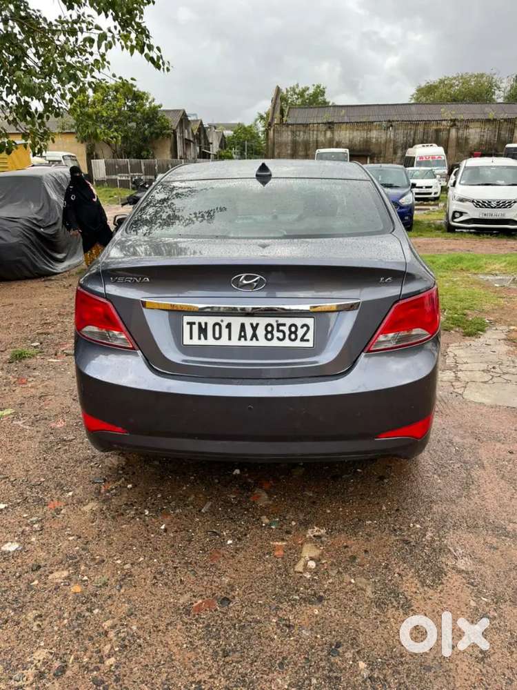 Hyundai Fluidic Verna 2015