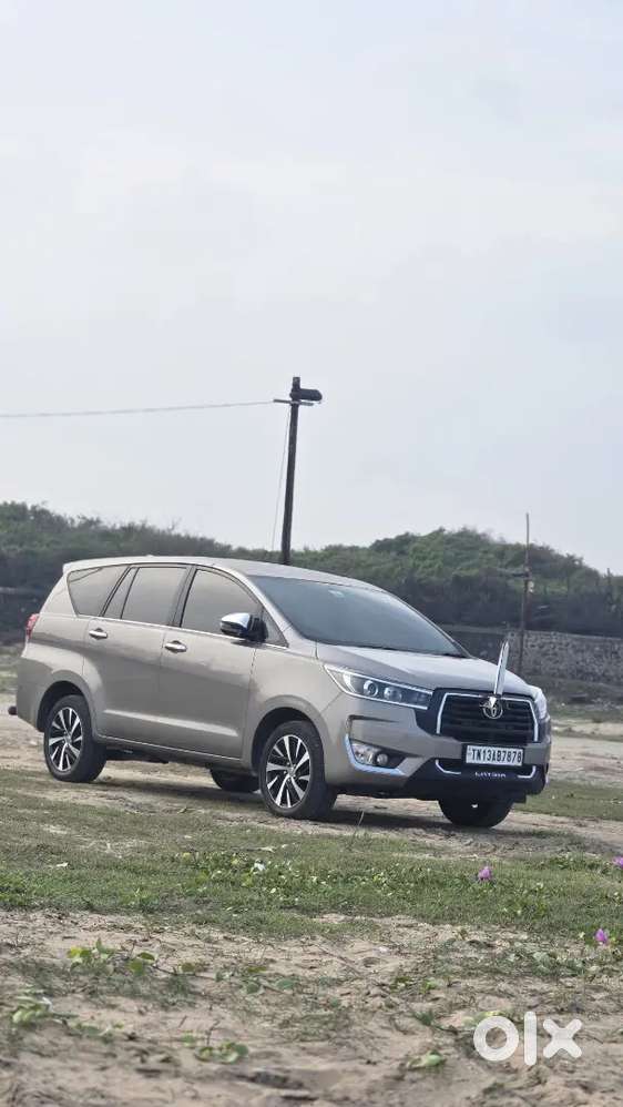 Toyota Innova Crysta 2023 Diesel 20000 Km Driven