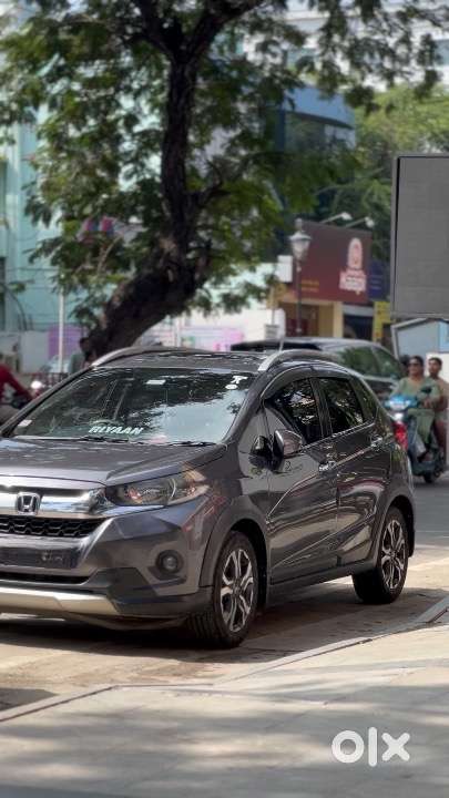 Honda Wr-v 2017 Well Maintained