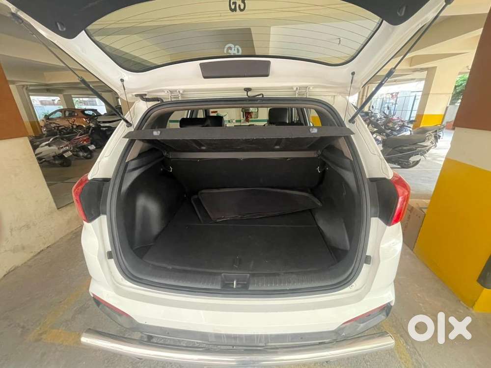 Hyundai Creta 2017 Diesel 60800 Km Driven With Complete Showroom Track