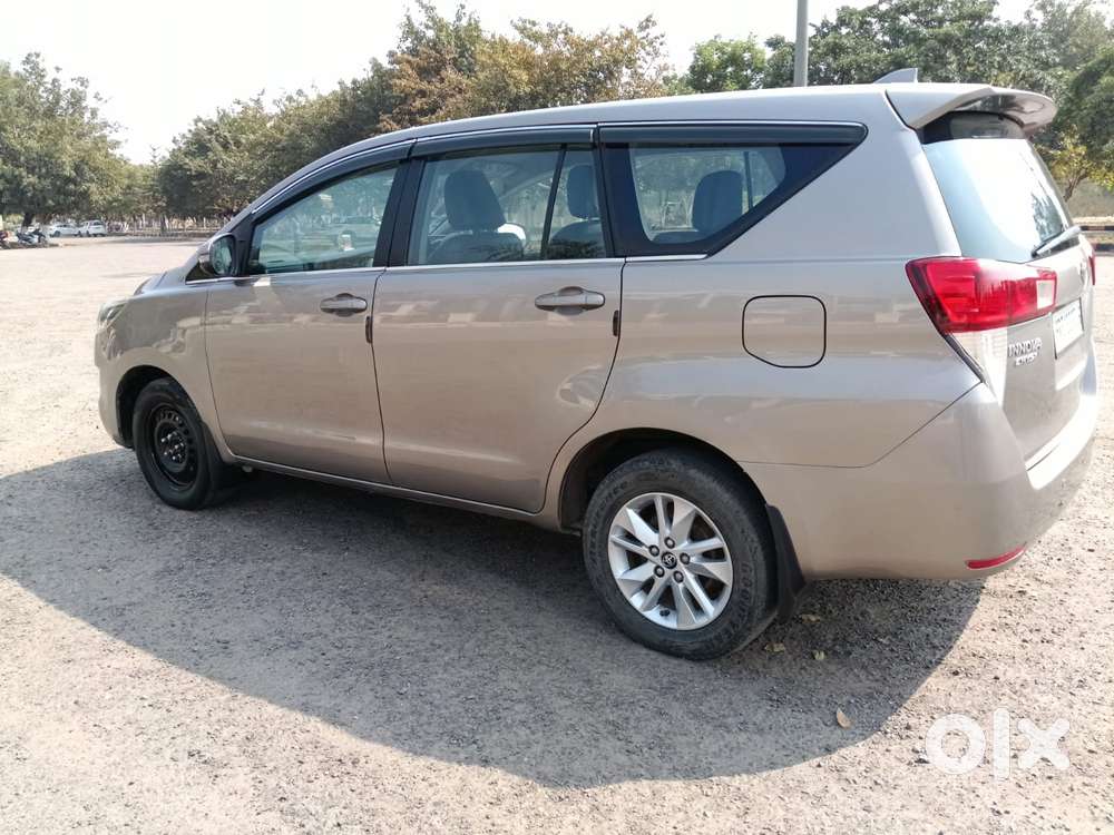 Toyota Innova Crysta 2.4 G Plus Mt 7 Str, 2018, Diesel