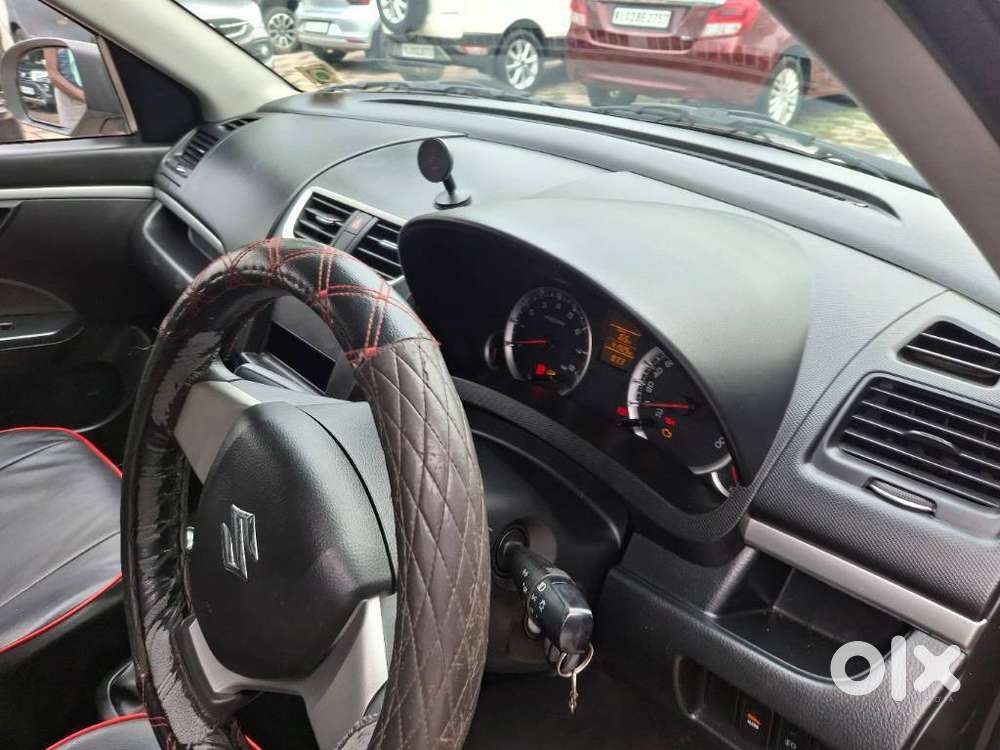 Maruti Suzuki Swift Vxi 1.2 Abs Bs-iv, 2014