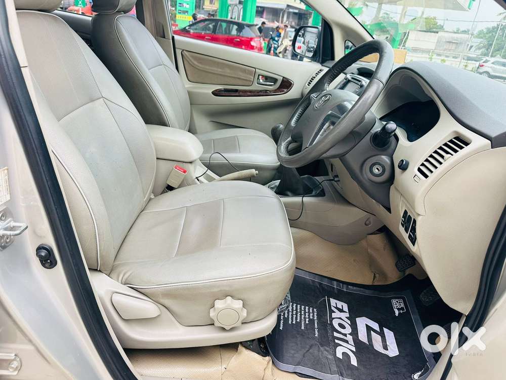 Toyota Innova 2.5 V 7 Str, 2015, Diesel