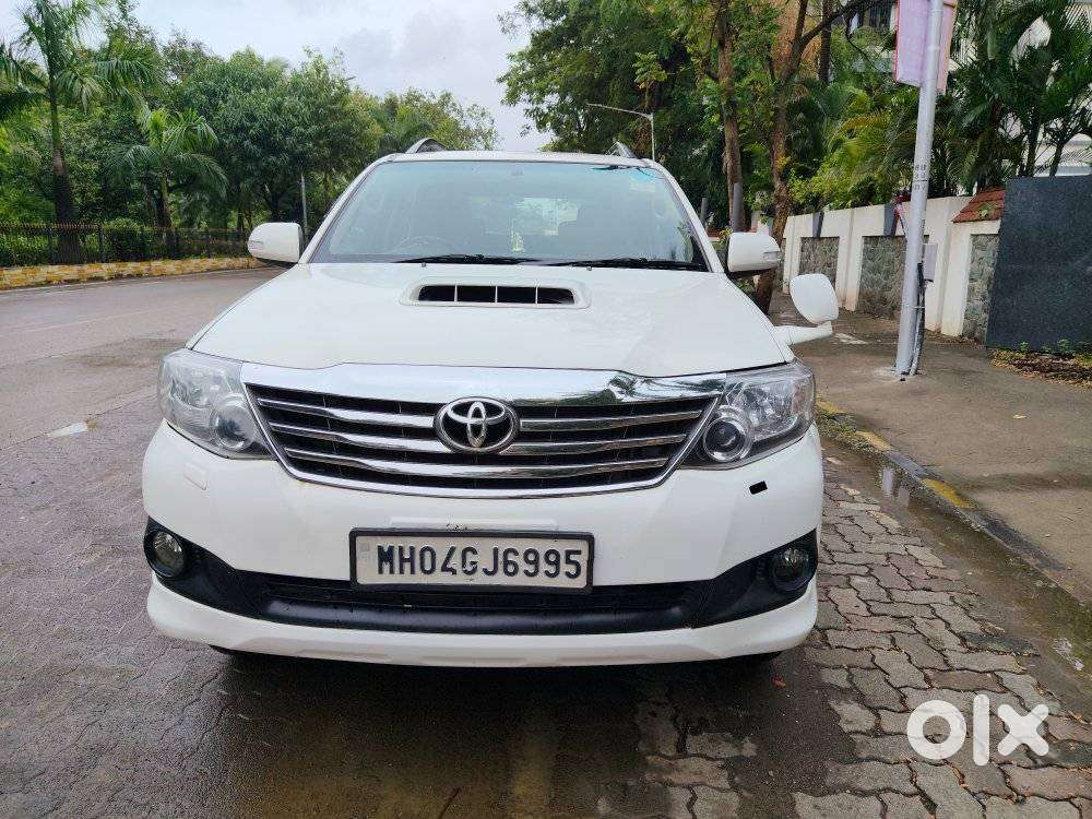 Toyota Fortuner 4x2 Manual, 2014, Diesel