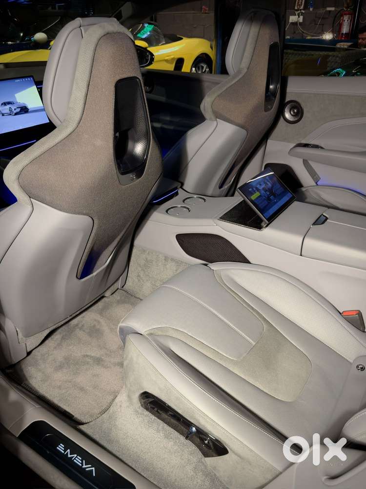 Lotus Emeya 900 Sport Carbon, 2023, Electric