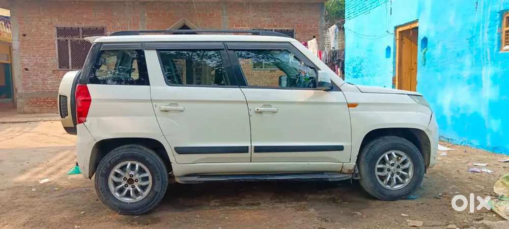 Mahindra Tuv 300