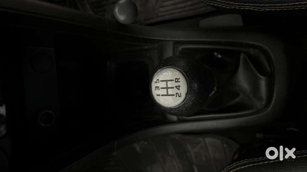 Maruti Suzuki Swift 1.2 Lxi (o), 2015, Petrol