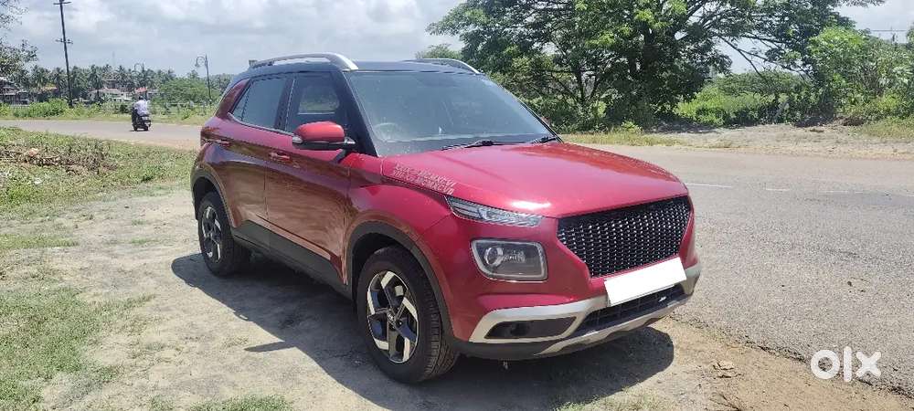 Hyundai Venue Petrol Mt 2019