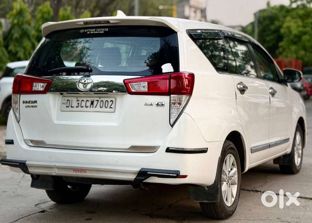 Toyota Innova Crysta 2.8 Gx At 8 Seater, 2017, Diesel