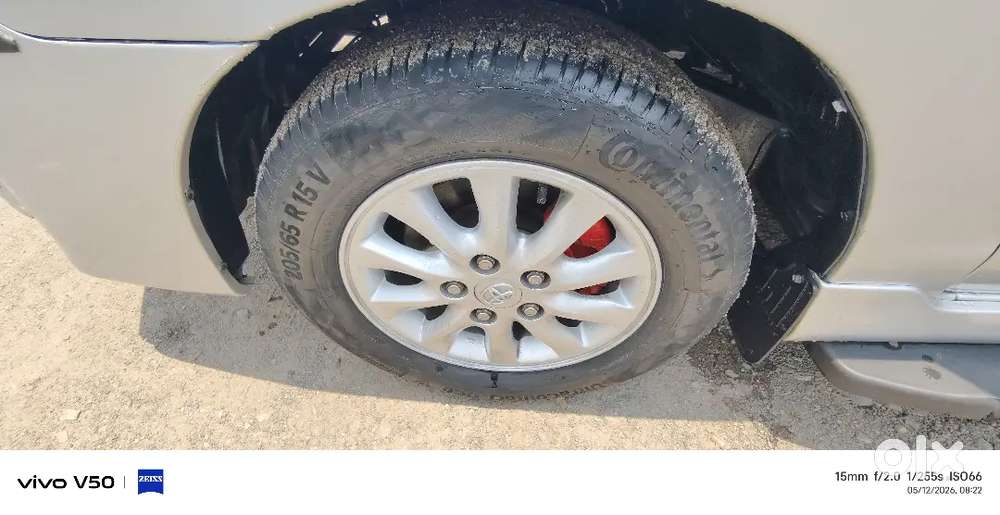 Toyota Innova 2014 Diesel 160000 Km Driven