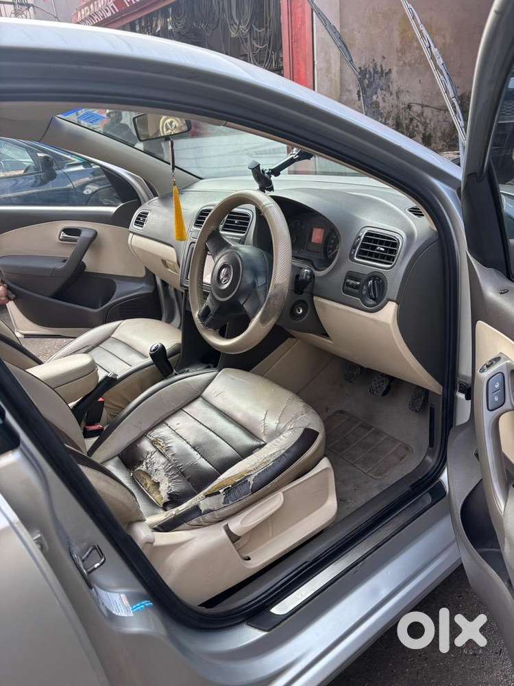 Volkswagen Petrol Manual 2012